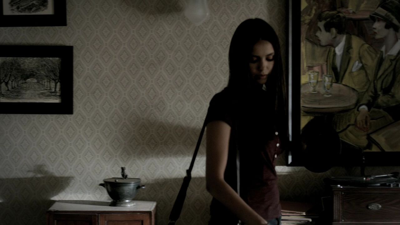 303VampireDiaries0611.jpg