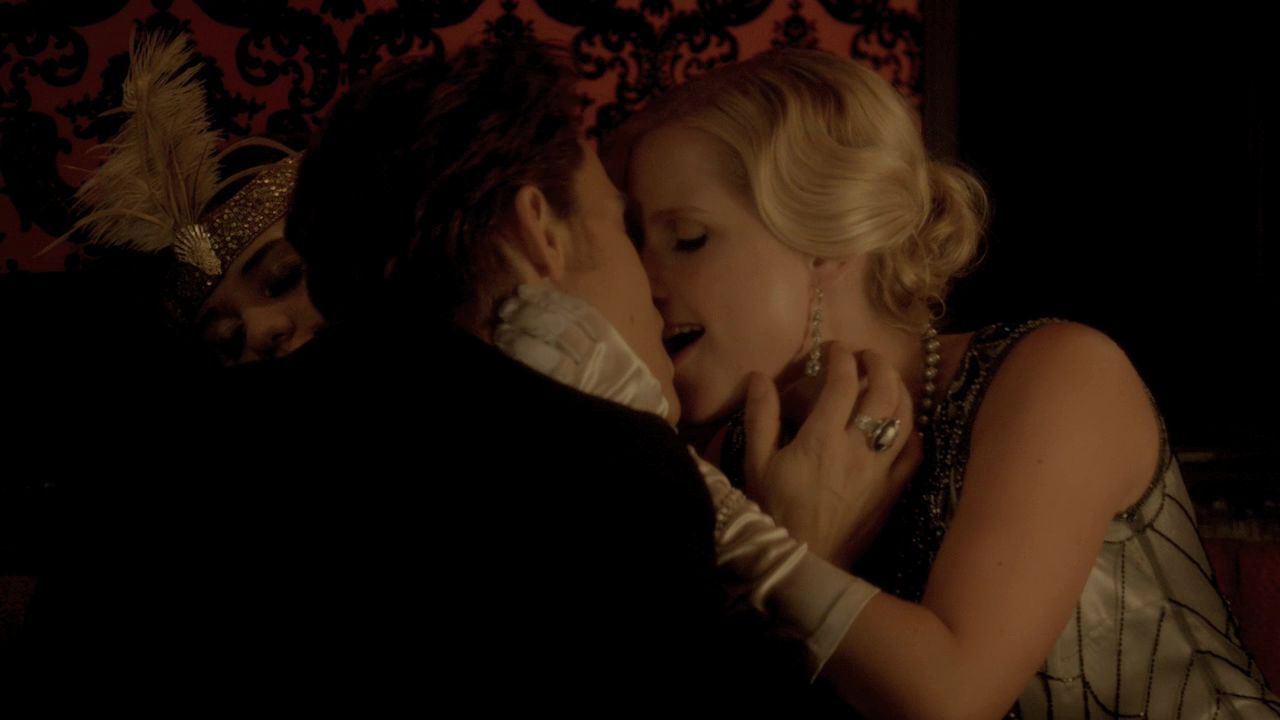303VampireDiaries0715.jpg
