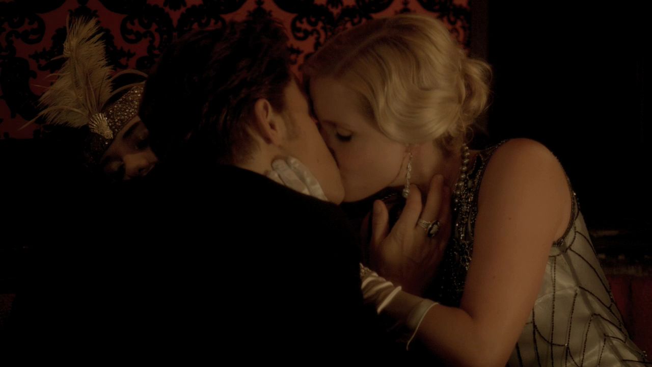 303VampireDiaries0716.jpg