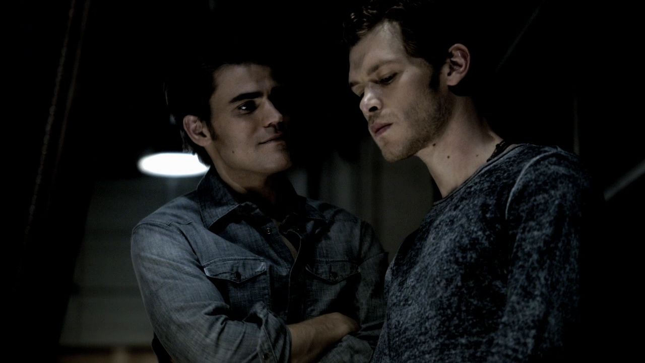 303VampireDiaries0775.jpg