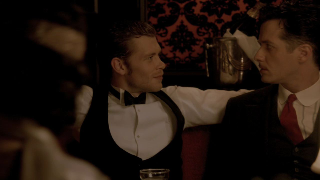 303VampireDiaries0826.jpg