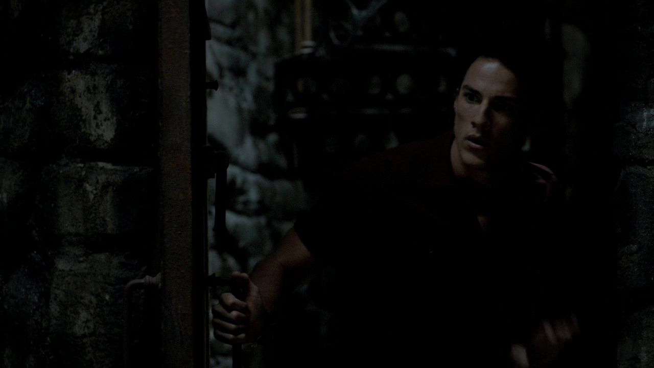 303VampireDiaries1292.jpg