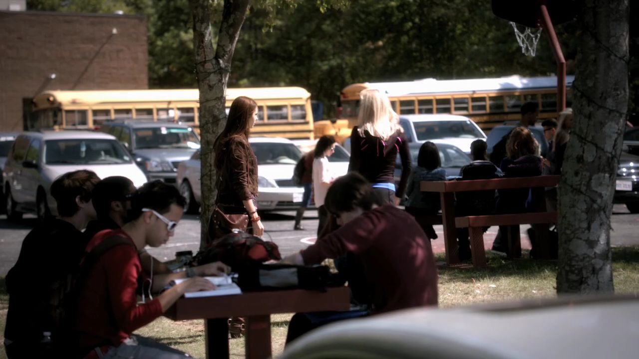 308VampireDiaries0270.jpg