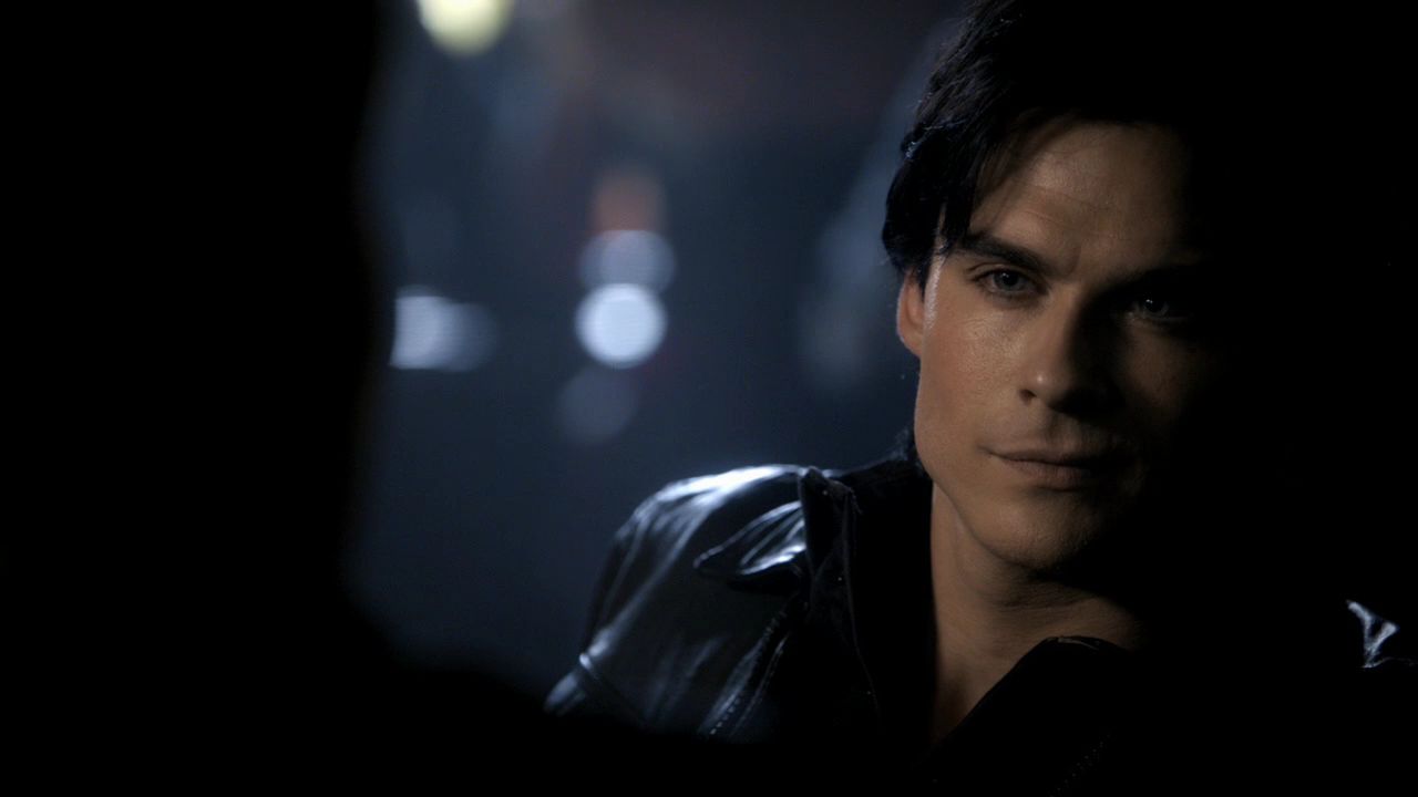 308VampireDiaries0812.jpg