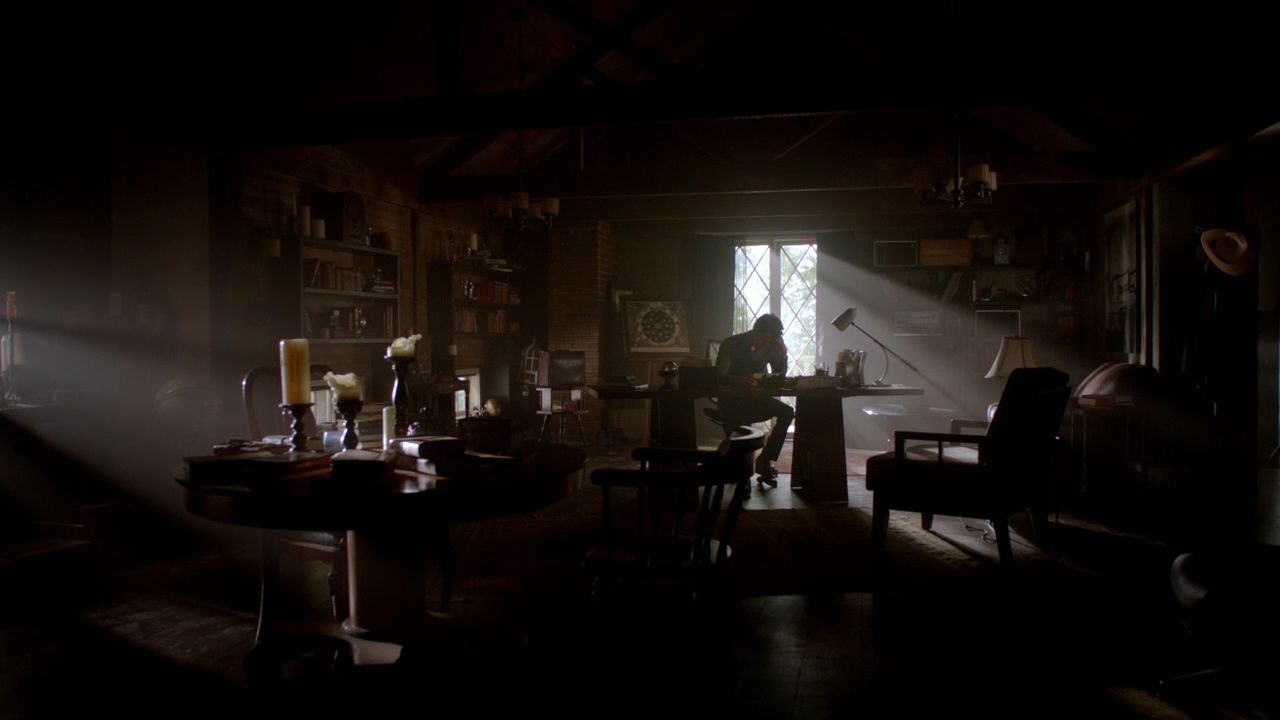315VampireDiaries0017.jpg