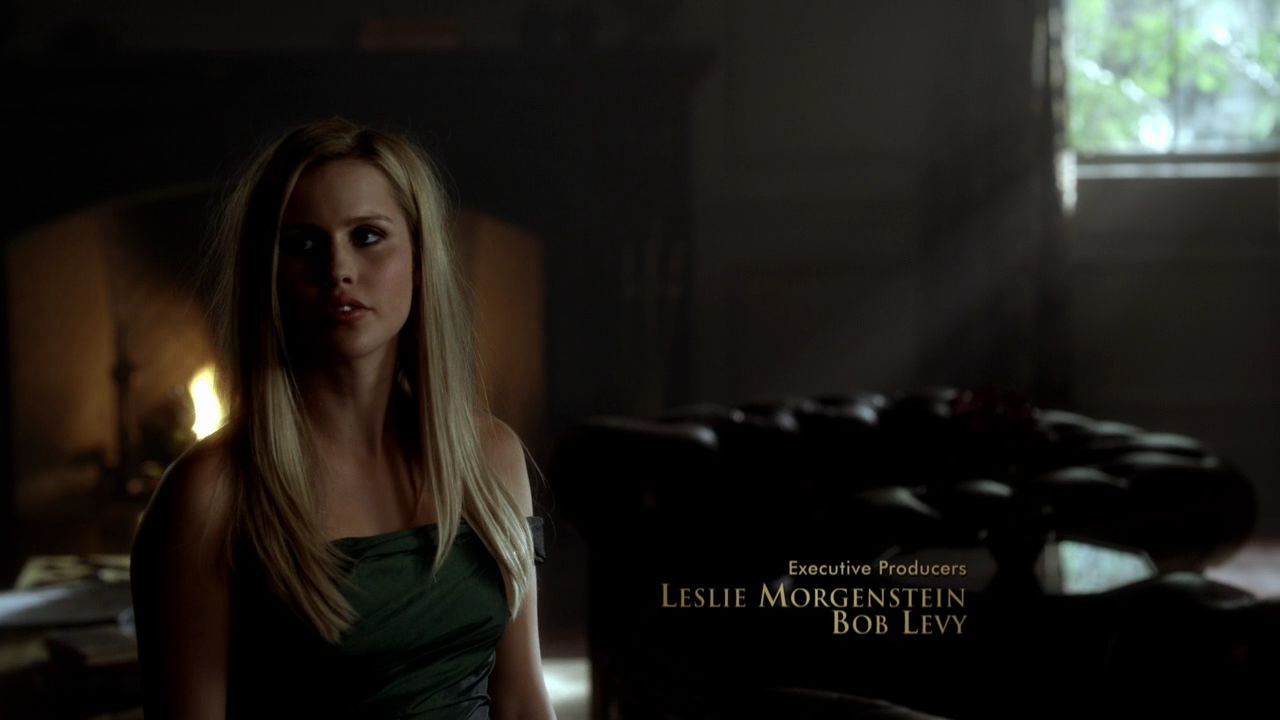 315VampireDiaries0204.jpg