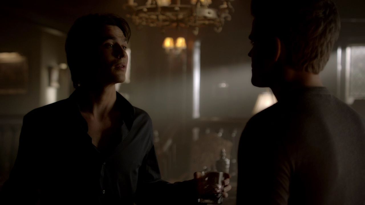 315VampireDiaries0318.jpg