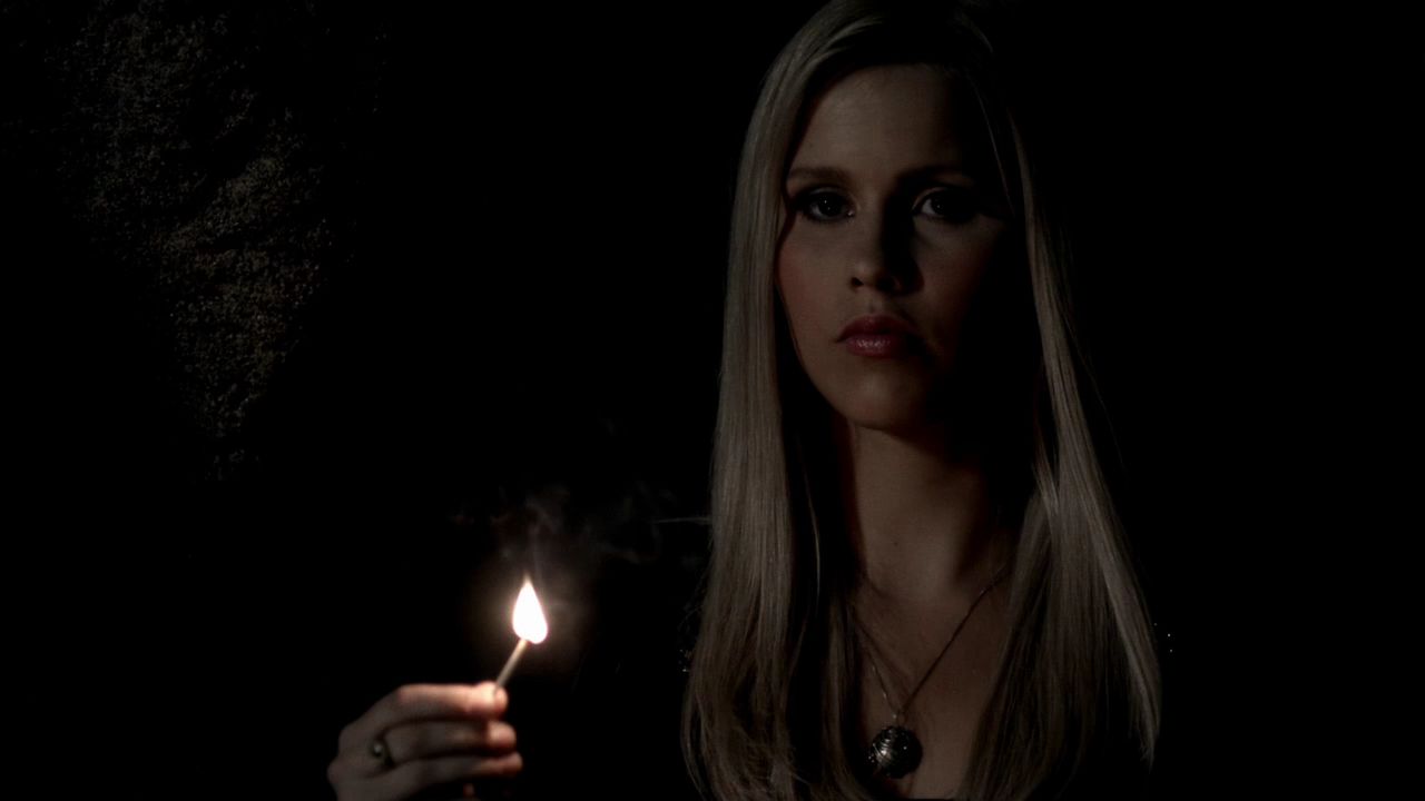 315VampireDiaries1095.jpg