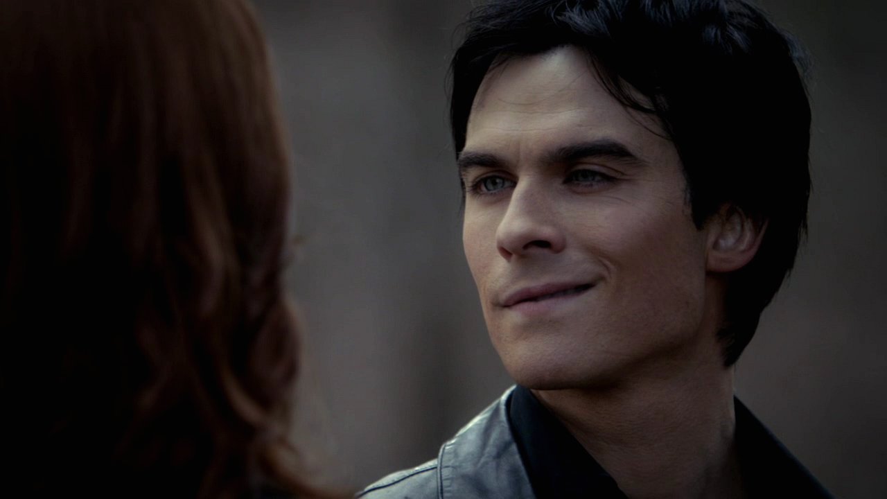 317VampireDiaries0405.jpg