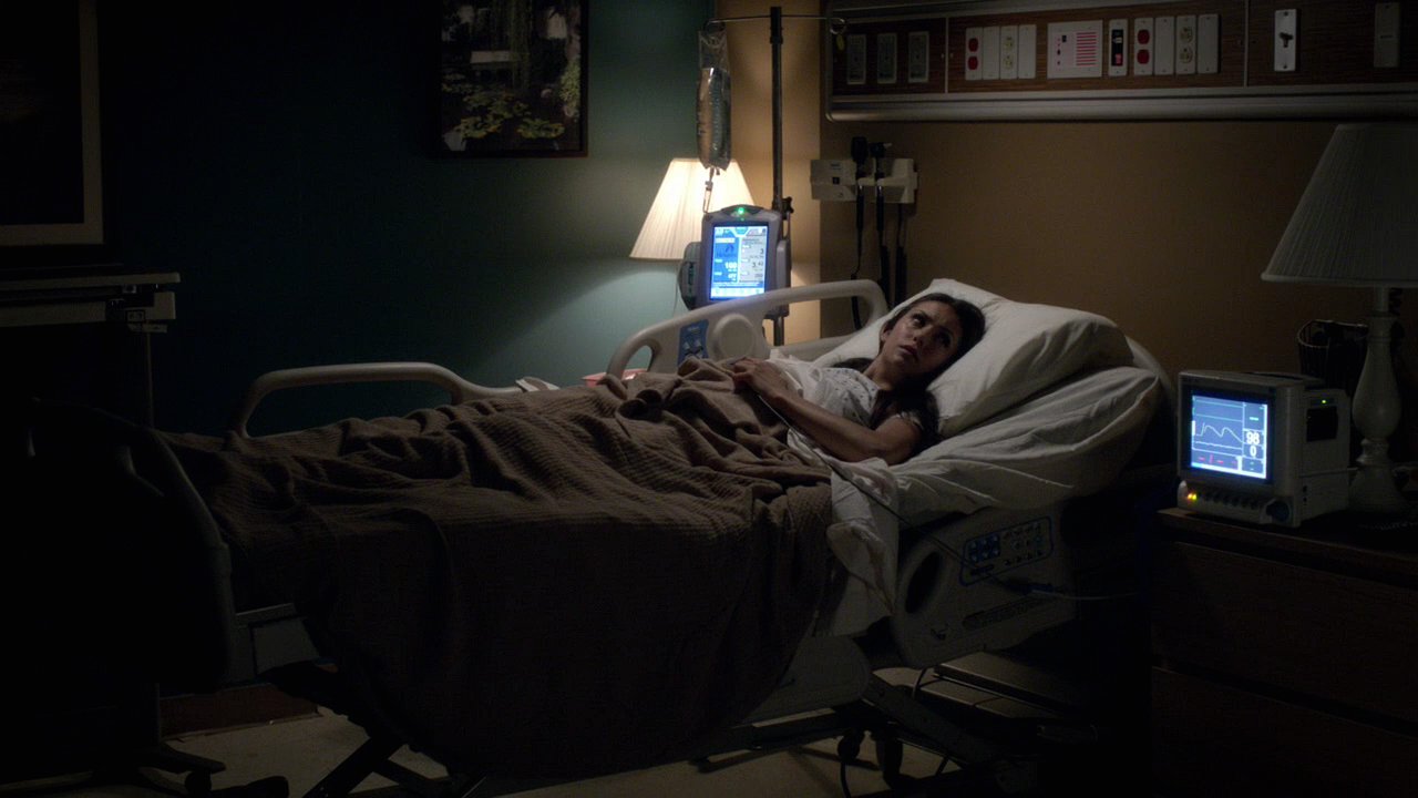 322VampireDiaries0038.jpg