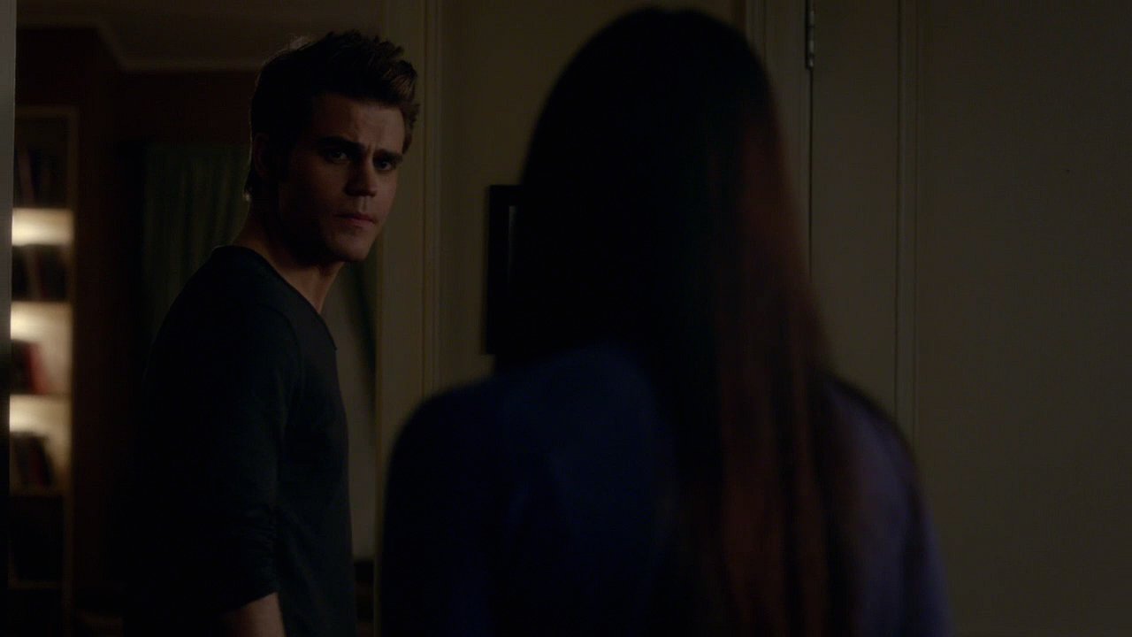 322VampireDiaries0613.jpg
