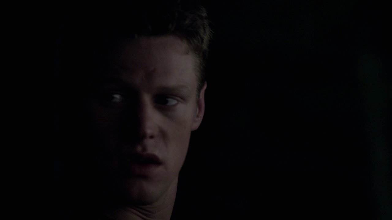 322VampireDiaries0809.jpg