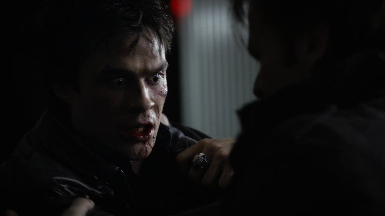 322VampireDiaries1473.jpg