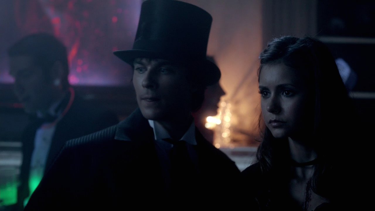 404VampireDiaries0703.jpg