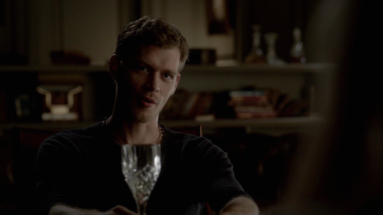 404VampireDiaries0821.jpg